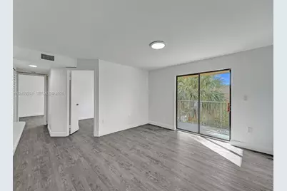 251 W Palm Cir W #307, Pembroke Pines, FL 33025 - Photo 13