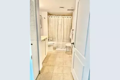 2101 Brickell Ave #2110, Miami, FL 33129 - Photo 9