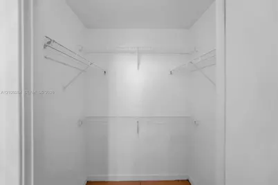 79 SW 12th St #1210, Miami, FL 33130 - Photo 13