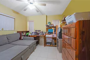 10241 NW 125th St, Hialeah Gardens, FL 33018 - Photo 15