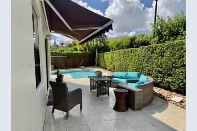 8880 NW 115th Ct, Doral, FL 33178 - Photo 19