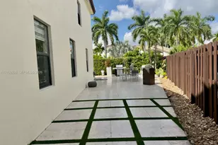 8880 NW 115th Ct, Doral, FL 33178 - Photo 17