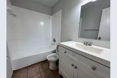 95 NE 41st St #O227, Oakland Park, FL 33334 - Photo 7