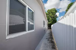7401 SW 22nd St, Miami, FL 33155 - Photo 33