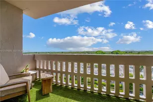 90 Edgewater Dr, Coral Gables, FL 33133 - Photo 27