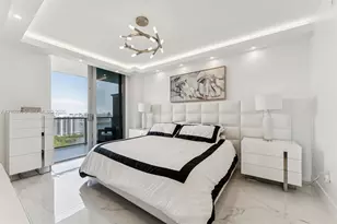 16385 Biscayne Blvd, North Miami Beach, FL 33160 - Photo 17