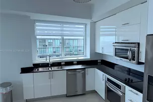60 SW 13th St, Miami, FL 33130 - Photo 3