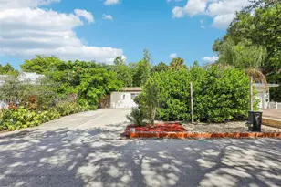 905 NE 5th St, Pompano Beach, FL 33060 - Photo 3