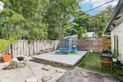 905 NE 5th St, Pompano Beach, FL 33060 - Photo 41