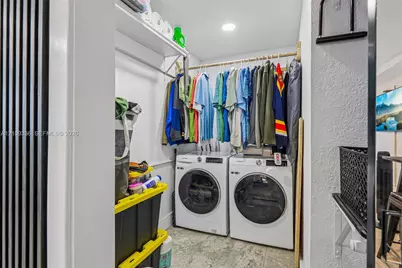 905 NE 5th St, Pompano Beach, FL 33060 - Photo 31
