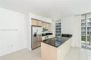 79 SW 12th St, Miami, FL 33130 - Photo 7