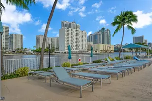 800 Parkview Dr, Hallandale Beach, FL 33009 - Photo 21
