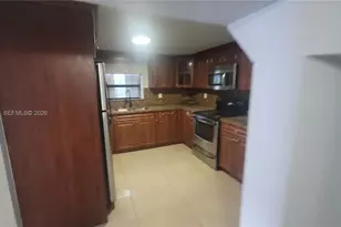 615 NW 25th Ct, Miami, FL 33125 - Photo 27