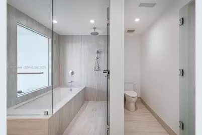 2411 Laguna Cir #2311, North Miami, FL 33180 - Photo 45