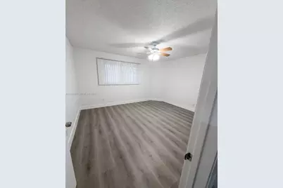 3433 NW 44th St #108, Oakland Park, FL 33309 - Photo 3