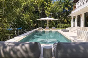 7230 E Lago Dr, Coral Gables, FL 33143 - Photo 1