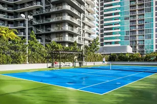 121 NE 34th St, Miami, FL 33137 - Photo 11