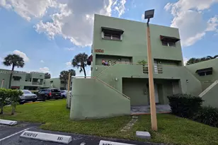 11081 NW 7th St, Miami, FL 33172 - Photo 3