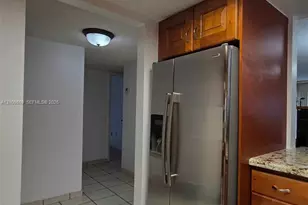 11081 NW 7th St, Miami, FL 33172 - Photo 13