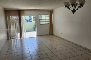 11081 NW 7th St, Miami, FL 33172 - Photo 41