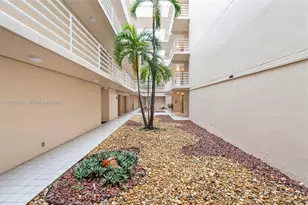 8050 NW 8th St, Miami, FL 33126 - Photo 3