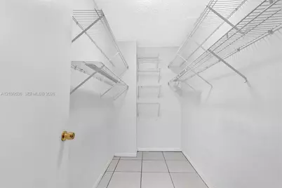 8050 NW 8th St #1110, Miami, FL 33126 - Photo 15
