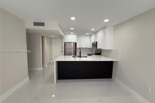 8002 SW 149th Ave, Miami, FL 33193 - Photo 5