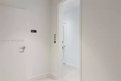 1400 Biscayne Blvd #605, Miami, FL 33132 - Photo 5