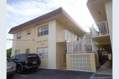 16118 NE 21st Ave #15, North Miami Beach, FL 33162 - Photo 1