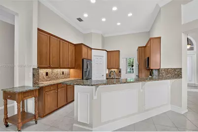 911 Forest Glen Ln, Wellington, FL 33414 - Photo 17