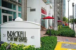 31 SE 5th St, Miami, FL 33131 - Photo 27