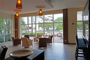 31 SE 5th St, Miami, FL 33131 - Photo 23