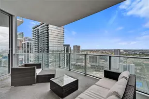 851 NE 1st Ave, Miami, FL 33132 - Photo 29