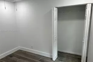 261 NW 49th St, Miami, FL 33127 - Photo 25