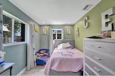 231 SW 64th Way, Pembroke Pines, FL 33023 - Photo 23