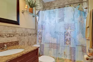 231 SW 64th Way, Pembroke Pines, FL 33023 - Photo 15