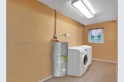 231 SW 64th Way, Pembroke Pines, FL 33023 - Photo 19