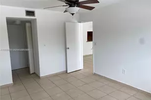 950 Euclid Ave, Miami Beach, FL 33139 - Photo 9