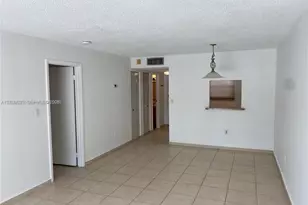 950 Euclid Ave, Miami Beach, FL 33139 - Photo 5