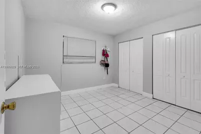 10000 NW 80th Ct #2247, Hialeah Gardens, FL 33016 - Photo 15