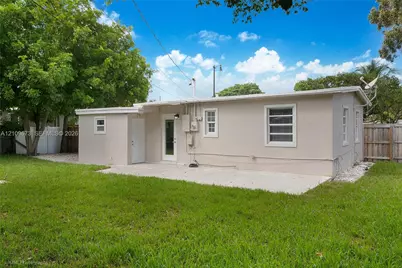 1748 NE 49th St, Pompano Beach, FL 33064 - Photo 33