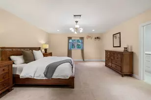 4100 Bay Point Rd, Miami, FL 33137 - Photo 21