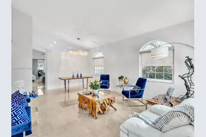 357 NW 154th Ave, Pembroke Pines, FL 33028 - Photo 3