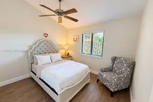 11169 NW 37th St, Sunrise, FL 33351 - Photo 9