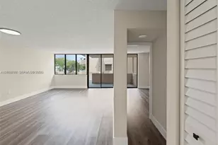 10400 SW 108th Ave, Miami, FL 33176 - Photo 3
