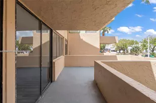 10400 SW 108th Ave, Miami, FL 33176 - Photo 15