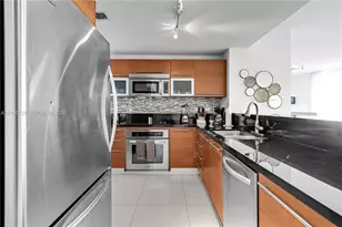244 Biscayne Blvd, Miami, FL 33132 - Photo 17