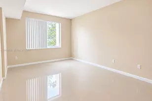 6976 SW 39th St, Davie, FL 33314 - Photo 13