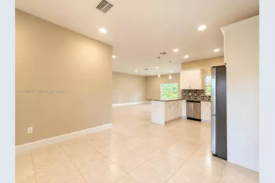 3402 SW 36 St, Lehigh Acres, FL 33976 - Photo 43