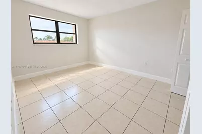 8401 NW 8th St #310, Miami, FL 33126 - Photo 29